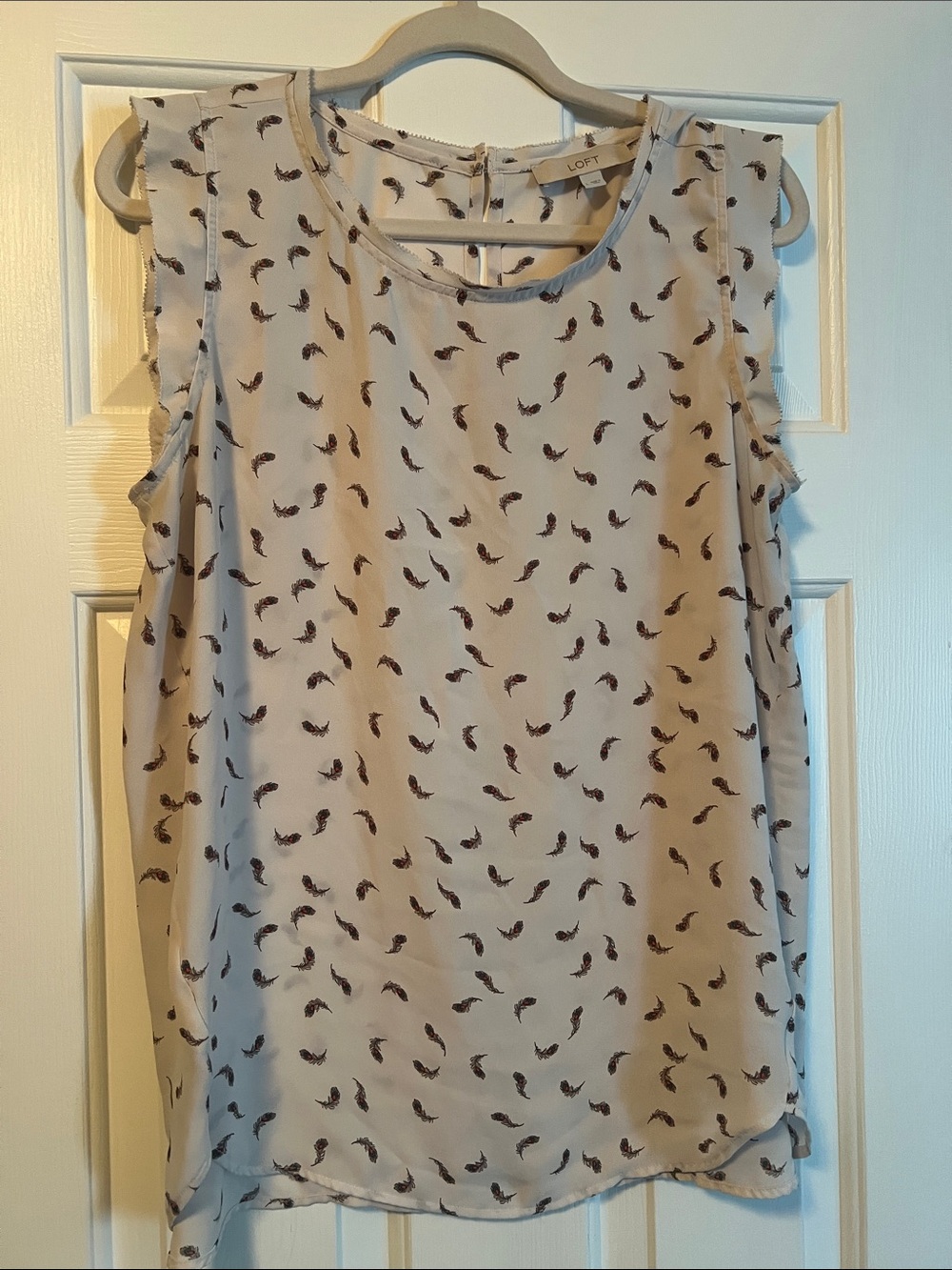 LOFT Cream Sleeveless Feather-Print blouse